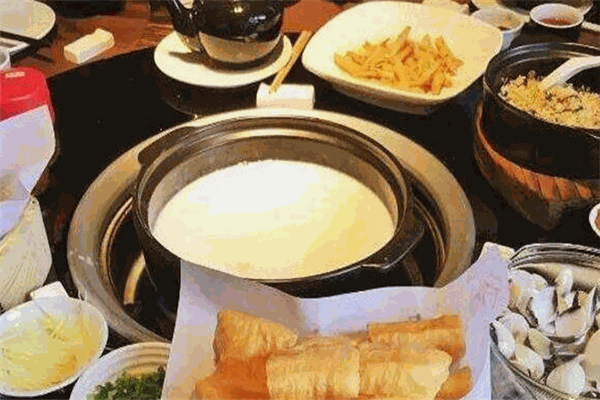 香蜜湖粥火鍋加盟
