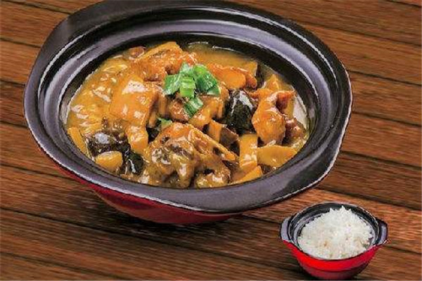 阿宏砂鍋飯加盟