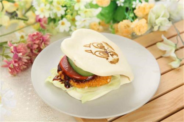 布朗小鎮(zhèn)熊掌包加盟