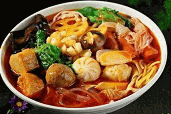 湯功煮麻辣燙