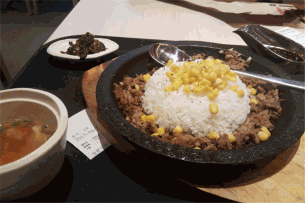 味千鐵板飯加盟