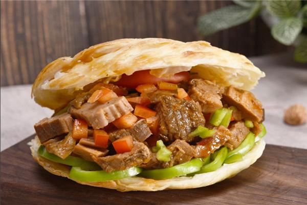 牛饃饃肉夾饃