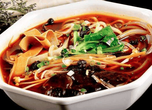 椒派骨湯麻辣燙