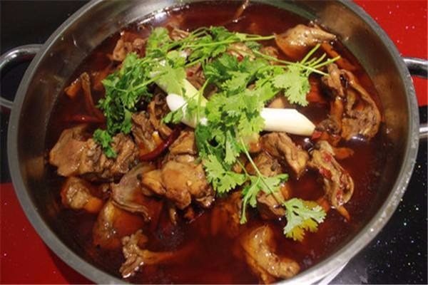 洞庭活魚(yú)莊火鍋加盟