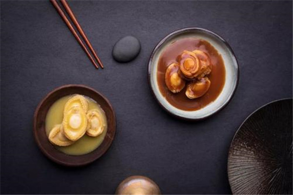粵參閣鮑魚(yú)飯加盟