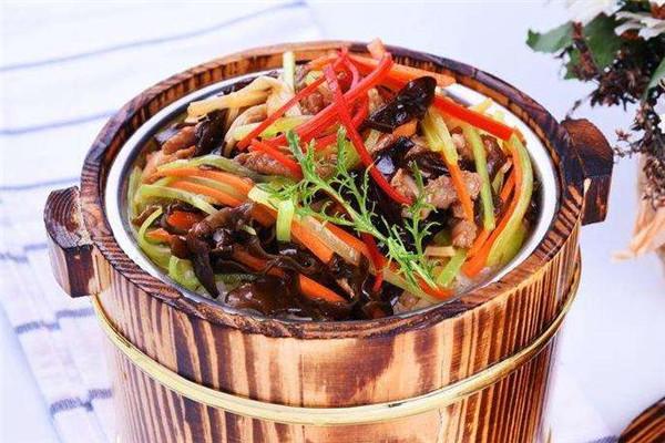 羋粉木桶飯加盟