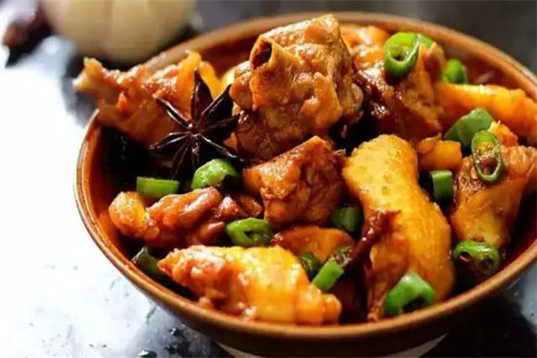 老麥?zhǔn)鍫F雞