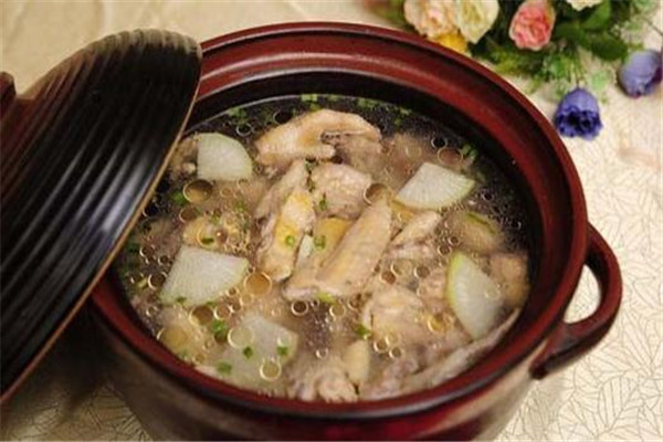 威記藥膳雞煲加盟