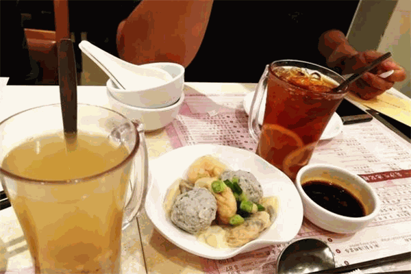轉(zhuǎn)角遇到她奶茶加盟