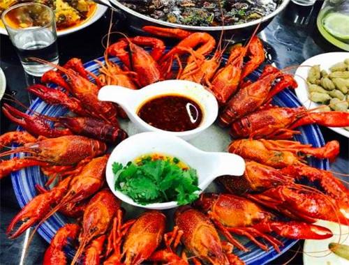蝦堂會(huì)龍蝦館加盟
