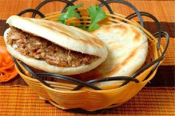 油酥火燒肉夾饃