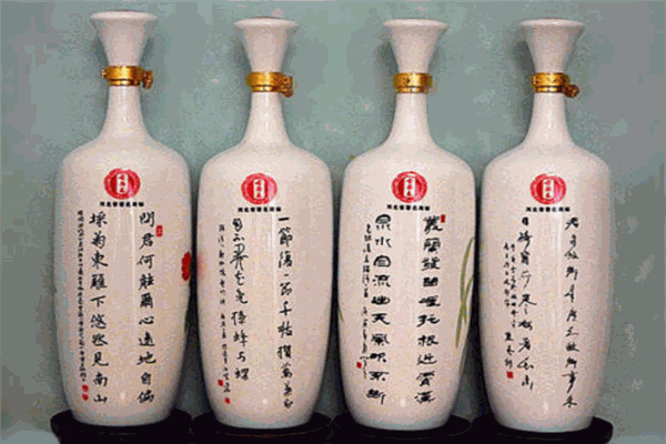 四君子酒業(yè)加盟