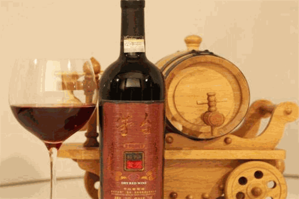 茅臺(tái)干紅葡萄酒加盟