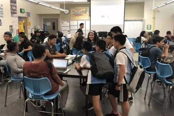 洛杉磯英語