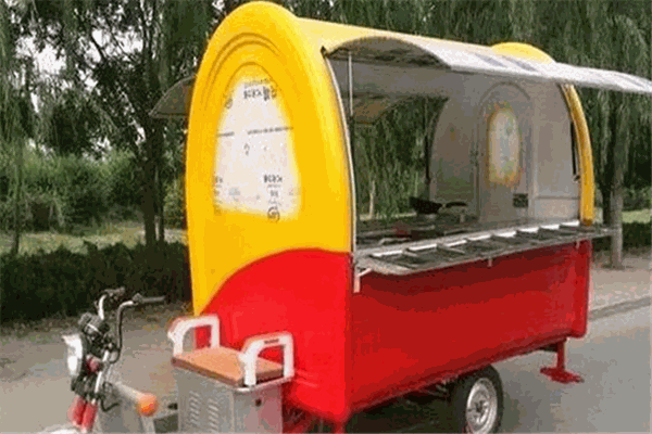 聚八方小吃車加盟