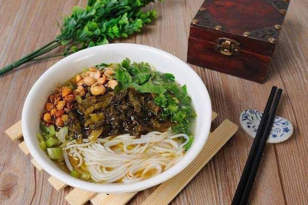 味西石鍋拌飯米線加盟
