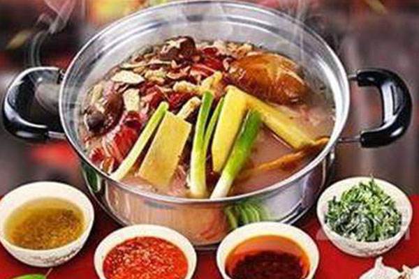 甲哺甲哺火鍋加盟