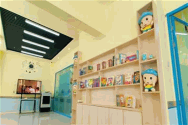 Kiddie Zone凱蒂范兒童國際托管中心