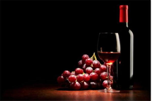 愛(ài)途仕無(wú)醇紅葡萄酒加盟