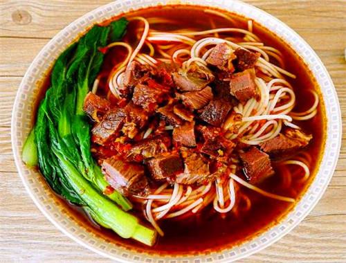 一鍋香牛肉米線加盟