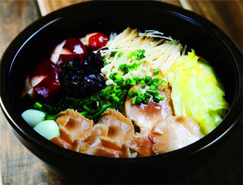 食里香云南過橋米線加盟