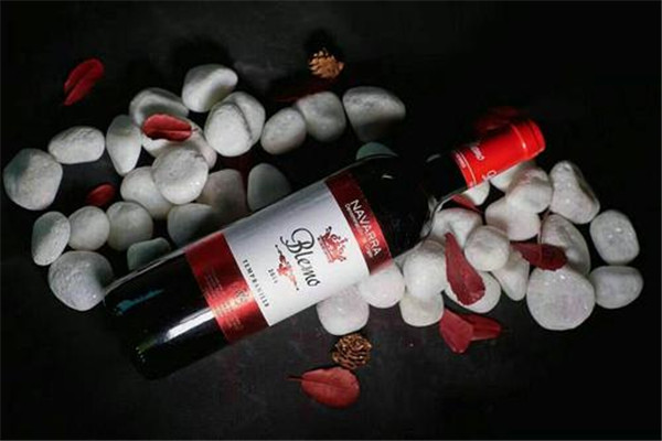 不品凡酒莊加盟