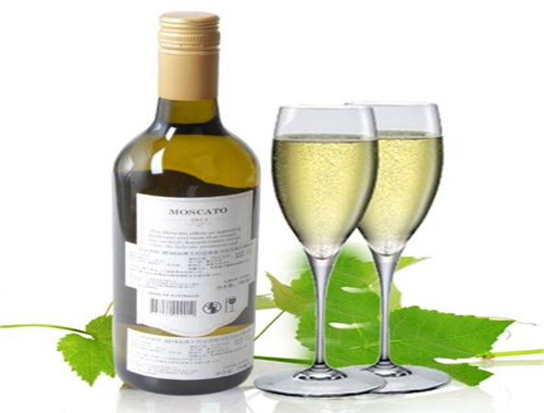 洛比寶拉酒業(yè)加盟