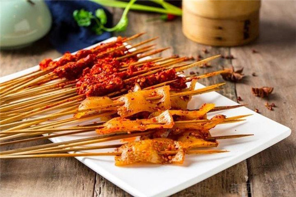 無(wú)名串串香加盟