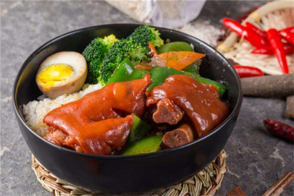 流弊豬腳飯加盟