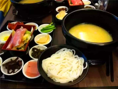 千里香過(guò)橋米線加盟