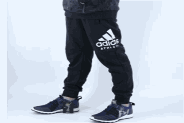 Adidas阿迪達(dá)斯童裝