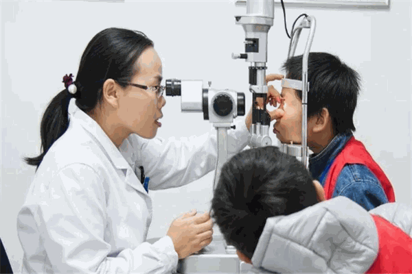 東盛堂近視恢復(fù)加盟