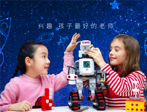 貝樂(lè)機(jī)器人少兒編程加盟