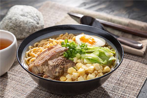 三江源牛肉拉面加盟