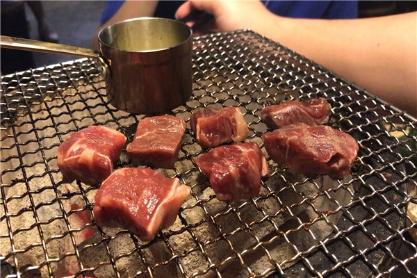 樂焰燒肉