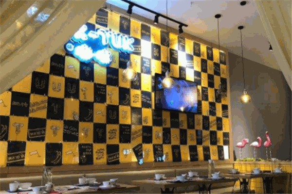 嘟嘟泰國菜館加盟