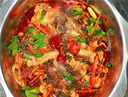 梭邊魚火鍋加盟