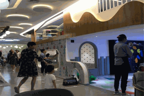 卜卜樂親子餐廳