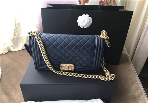 包舅舅奢侈品救護(hù)中心