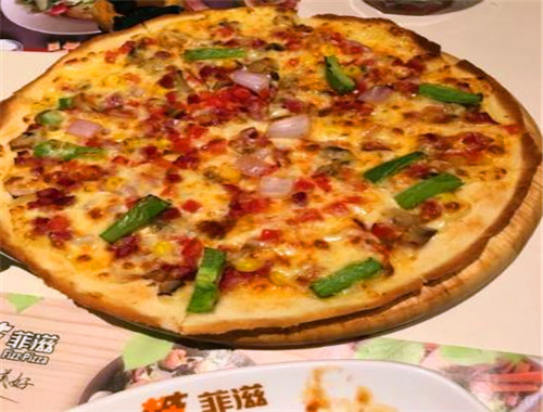 菲滋比薩加盟