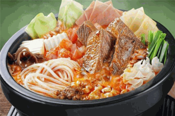 滇水緣過(guò)橋米線