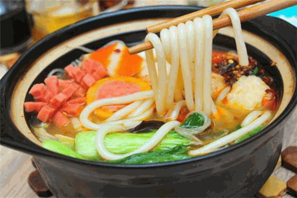 滇水緣過(guò)橋米線