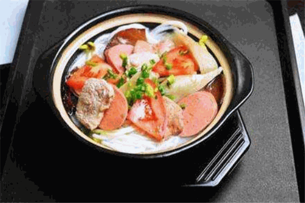久日?qǐng)A圓過橋米線加盟