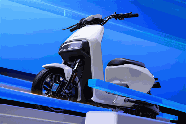 小牛電動車加盟