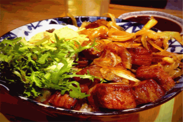 開丼烤肉丼飯加盟