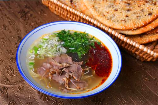 黃犇記牛肉湯加盟
