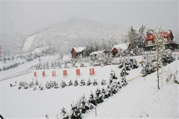 軍都山滑雪加盟