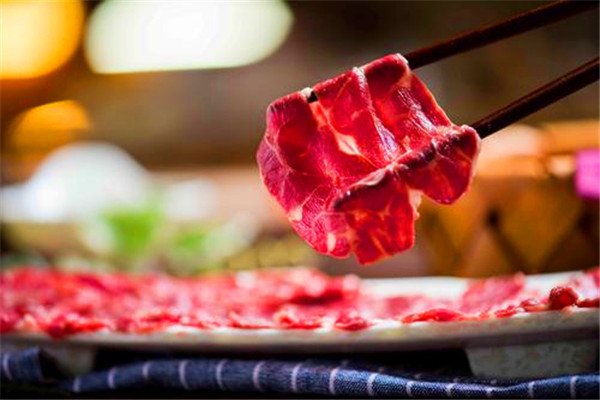塔爾鮮牛屋潮汕牛肉火鍋加盟