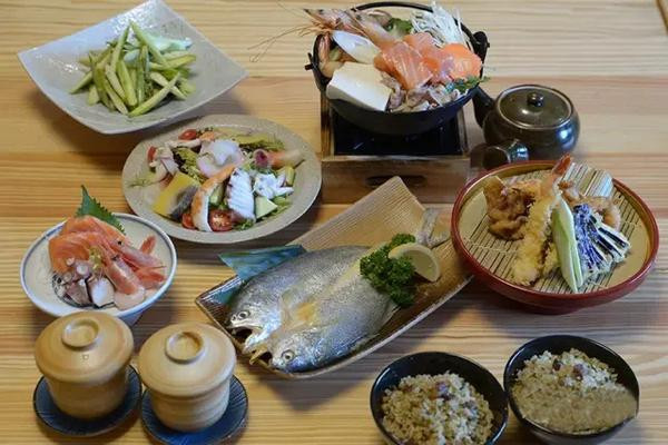 慕光日本料理加盟