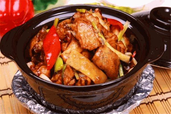 扇味黃燜雞米飯加盟